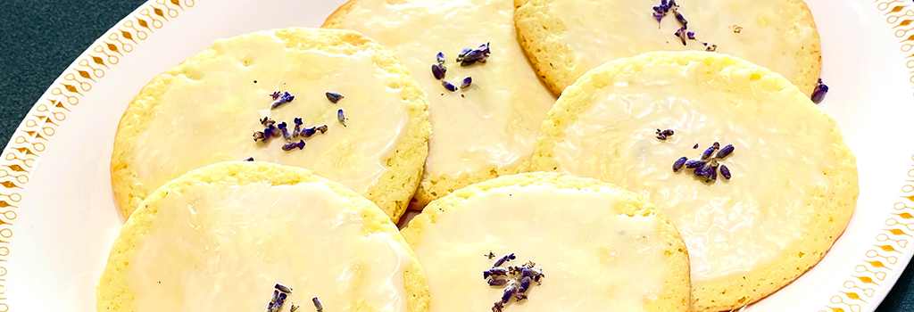 The Zamzows Table: Sandy's Lavender Cookies